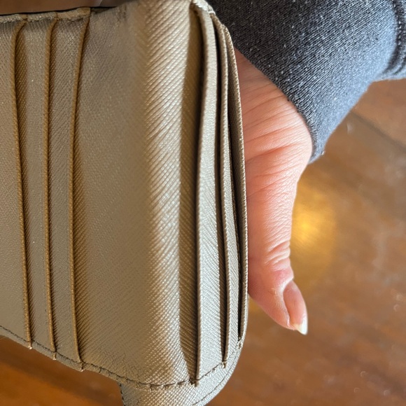 Tory Burch Wallet in Taupe Grey - Picture 11 of 12